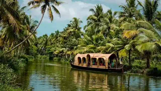 Kerala Tour Package 4N / 5D